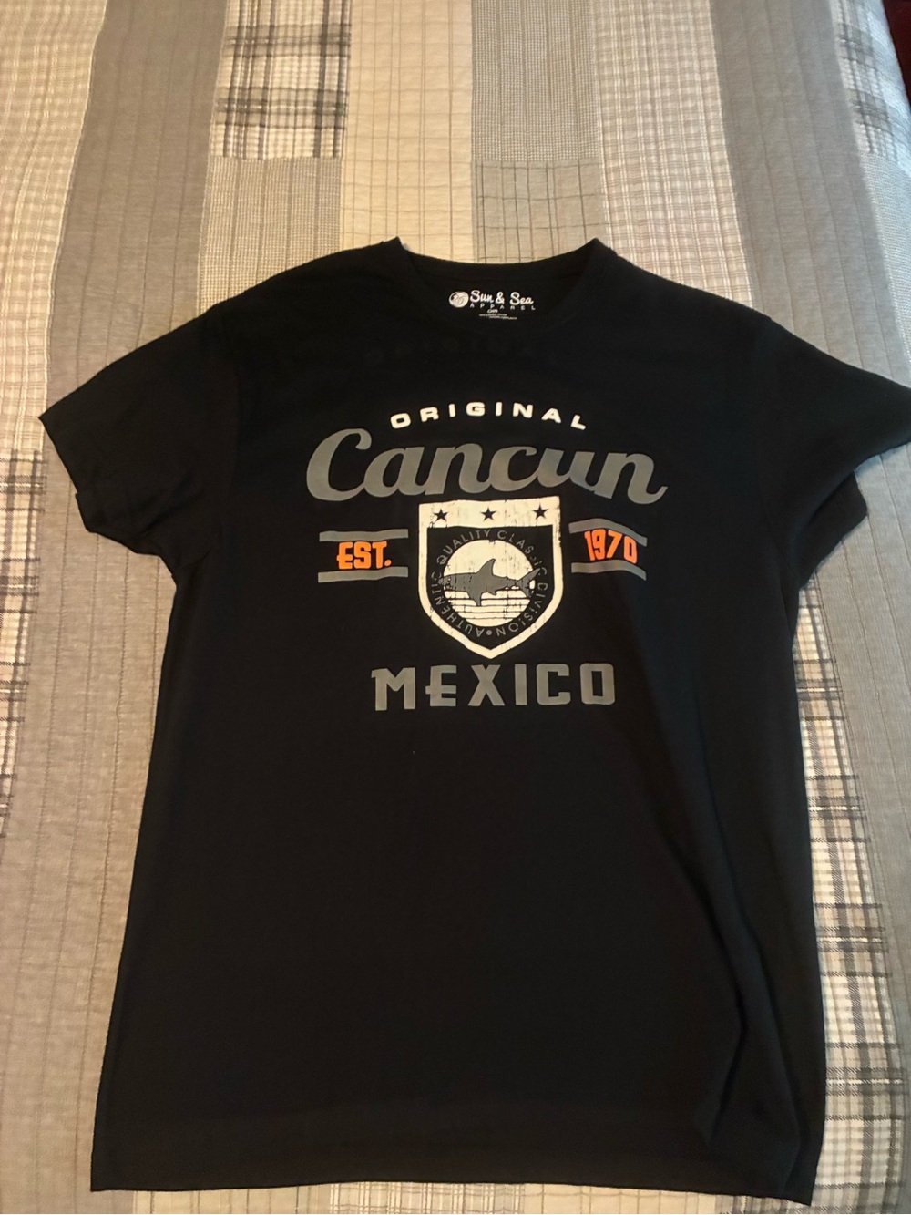 Black "Cancun Mexico" Graphic Tee for Kids -